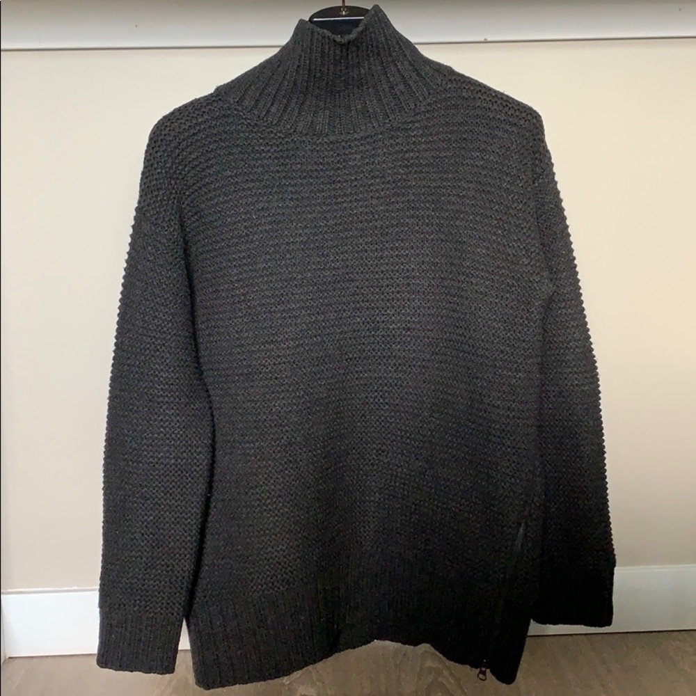 Lululemon Women’s Merino Wool Long-Sleeve Turtleneck Sweater